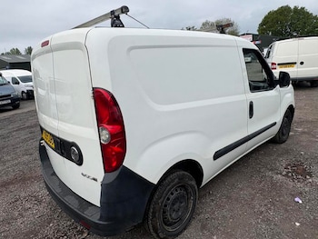 Used Vauxhall Combo 2015 for sale - 78624694: Photo