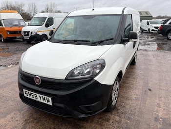 Used Fiat Doblo 2018 for sale - 76937915: Photo