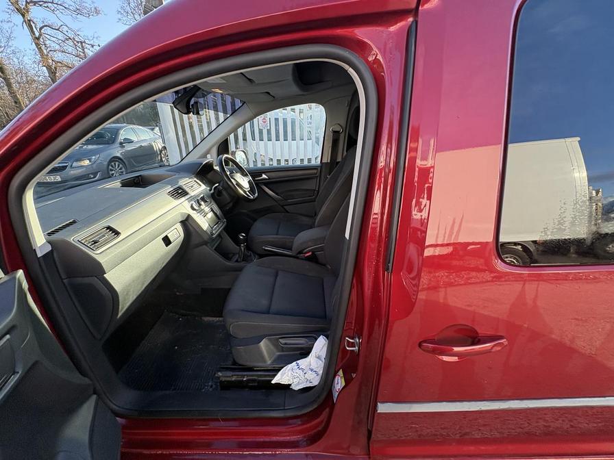 Used Volkswagen Caddy Maxi Life 2017 for sale - 77899117: Photo 12