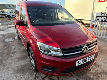 Used Volkswagen Caddy Maxi Life 2017 for sale - 77899117: Photo