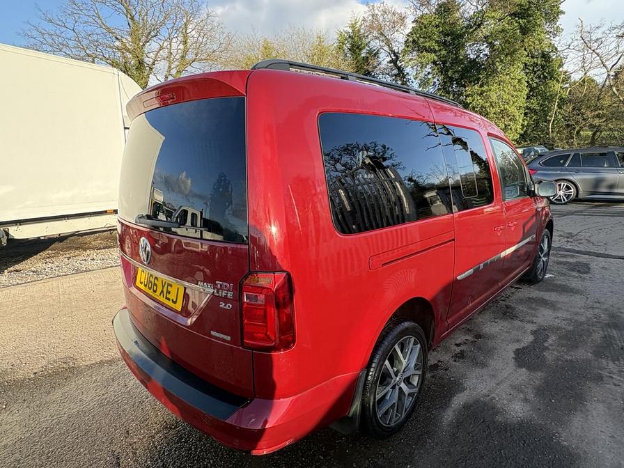 Used Volkswagen Caddy Maxi Life 2017 for sale - 77899117: Photo 4