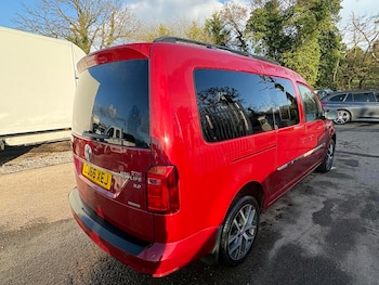 Used Volkswagen Caddy Maxi Life 2017 for sale - 77899117: Photo