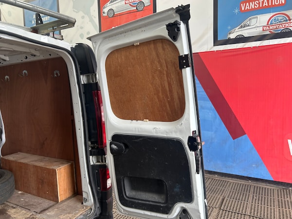 Used Vauxhall Vivaro 2019 for sale - 74910555: Photo 6