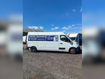 Used Renault Master 2017 for sale - 79648125: Photo