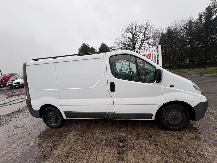Used Vauxhall Vivaro 2013 for sale - 77500052: Photo 2