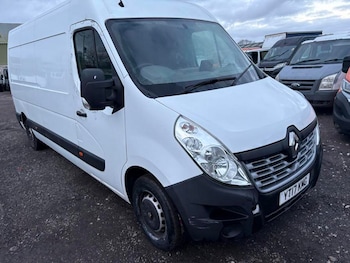 Renault Master feature image
