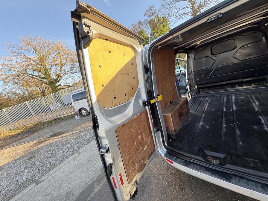Used Ford Transit Custom 2016 for sale - 76661680: Photo 13