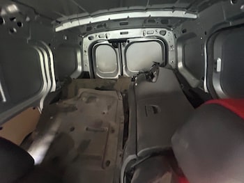 Used Ford Transit Courier 2018 for sale - 75580337: Photo