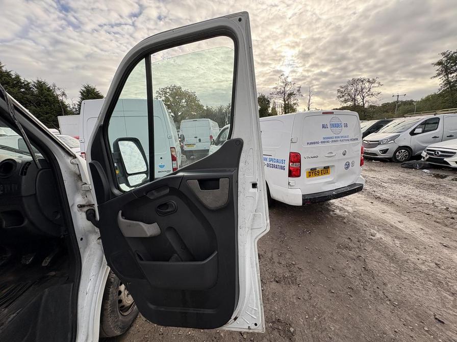 Used Vauxhall Movano 2015 for sale - 76362086: Photo 8