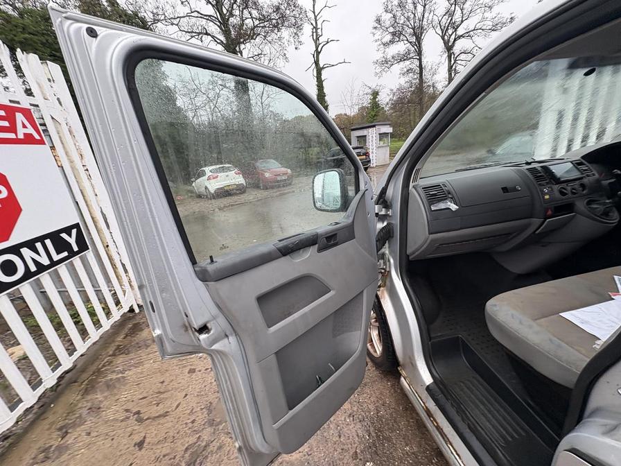 Used Volkswagen Transporter 2006 for sale - 76564238: Photo 13