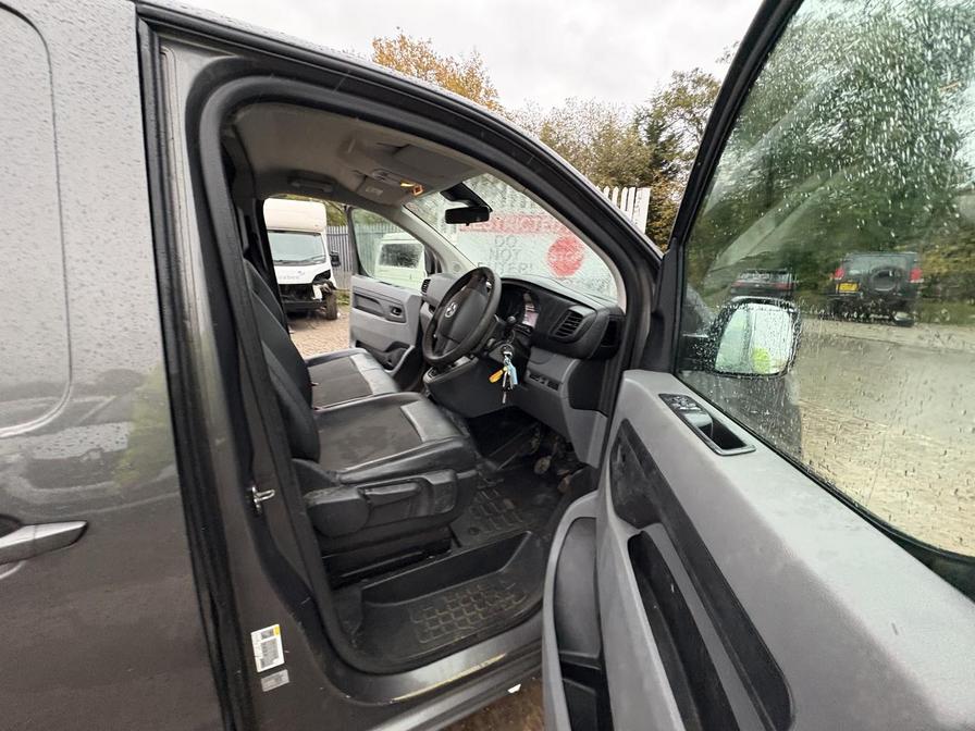Used Vauxhall Vivaro 2020 for sale - 77321539: Photo 12