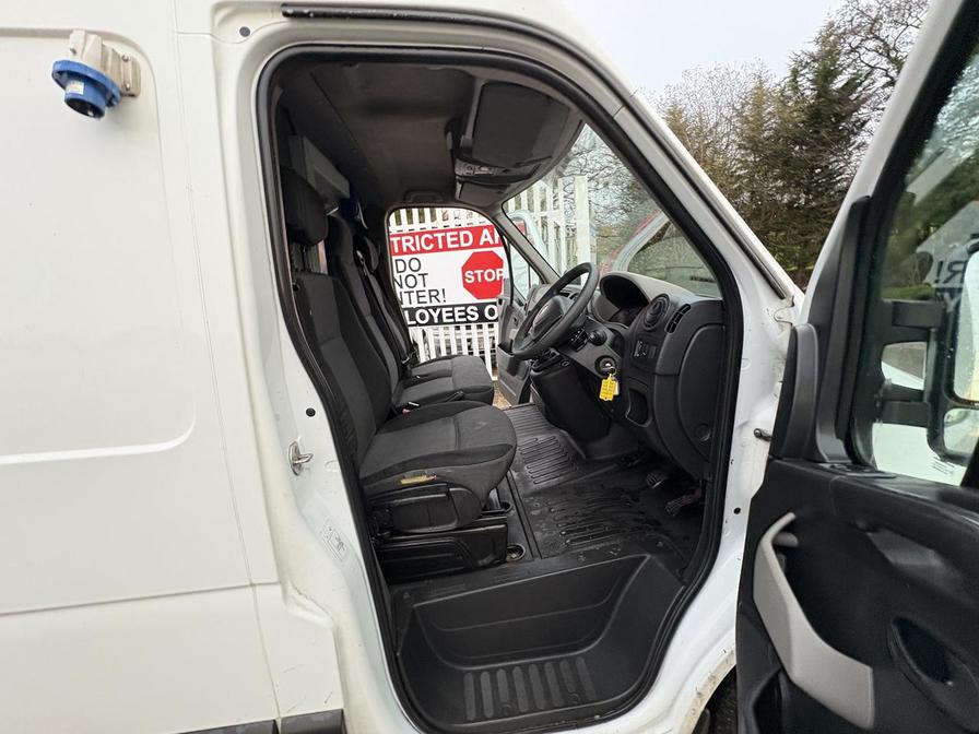 Used Renault Master 2014 for sale - 76856651: Photo 4