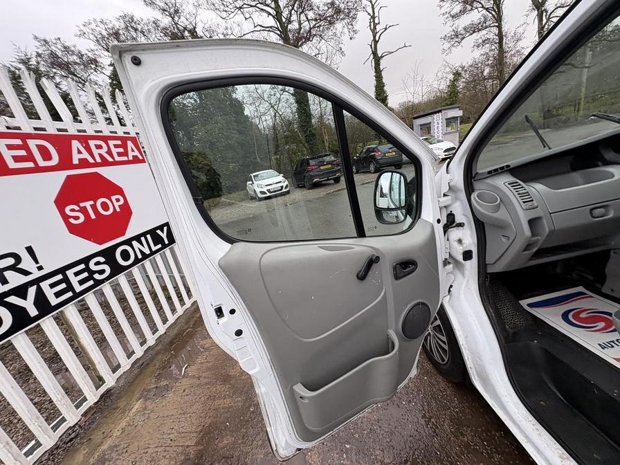 Used Vauxhall Vivaro 2012 for sale - 77771782: Photo 11