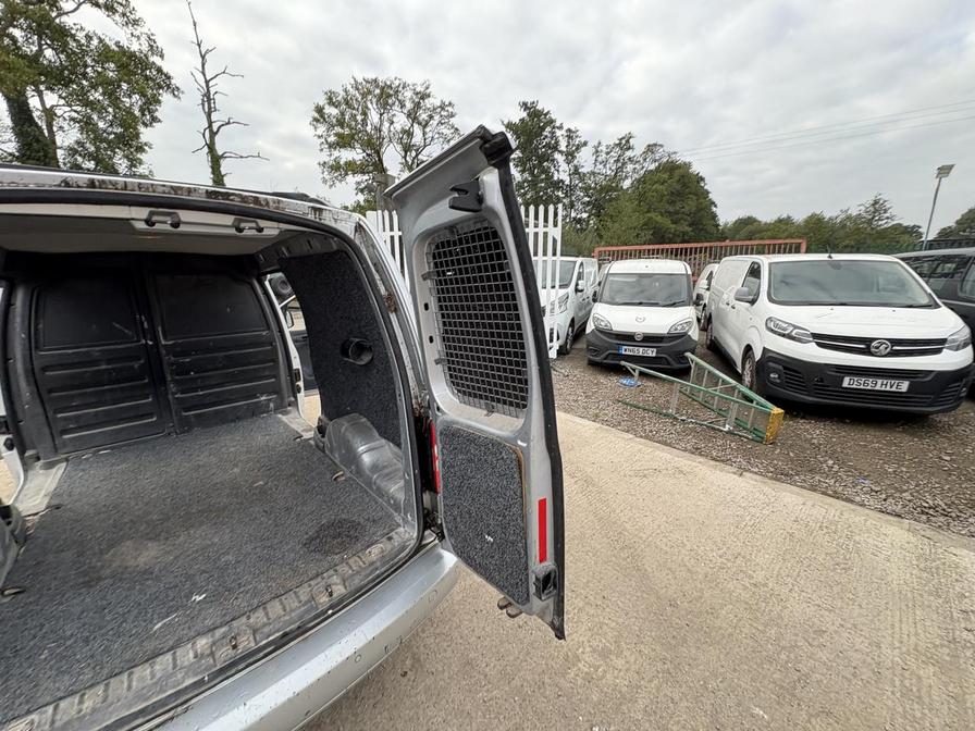 Used Volkswagen Caddy Maxi 2014 for sale - 76096240: Photo 10