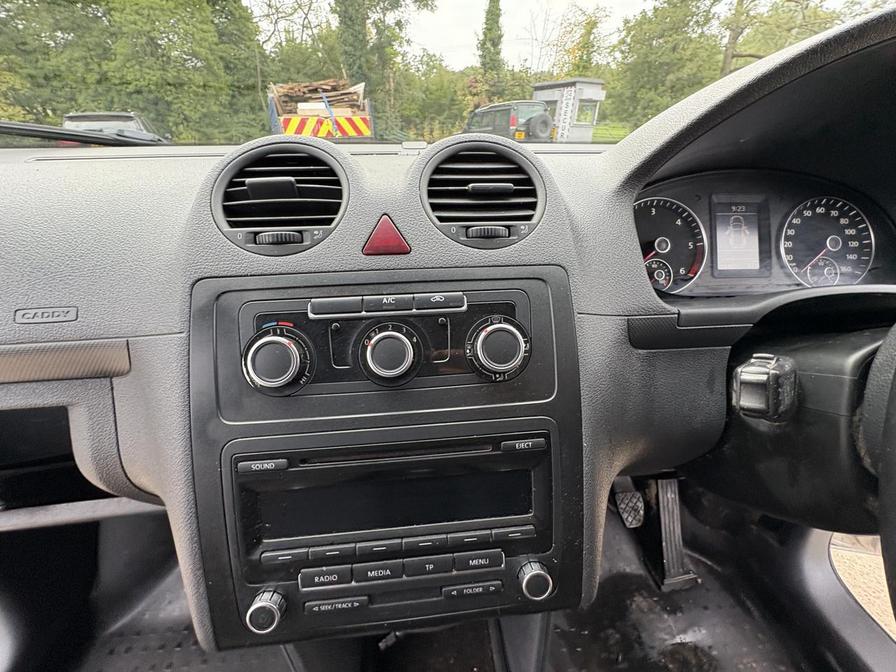 Used Volkswagen Caddy Maxi 2014 for sale - 76096240: Photo 14