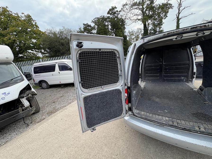 Used Volkswagen Caddy Maxi 2014 for sale - 76096240: Photo 18