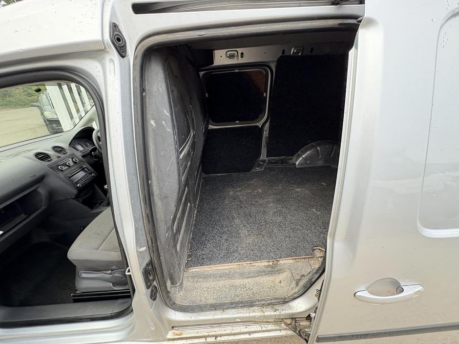 Used Volkswagen Caddy Maxi 2014 for sale - 76096240: Photo 5