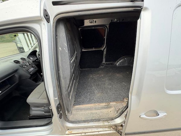 Used Volkswagen Caddy Maxi 2014 for sale - 76096240: Photo 5