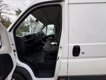 Used Peugeot Boxer 2017 for sale - 76827025: Photo