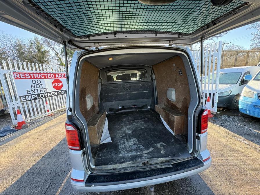 Used Volkswagen Transporter 2016 for sale - 77560912: Photo 16