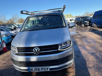 Used Volkswagen Transporter 2016 for sale - 77560912: Photo