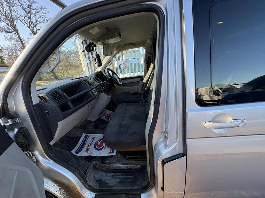 Used Volkswagen Transporter 2016 for sale - 77560912: Photo 8