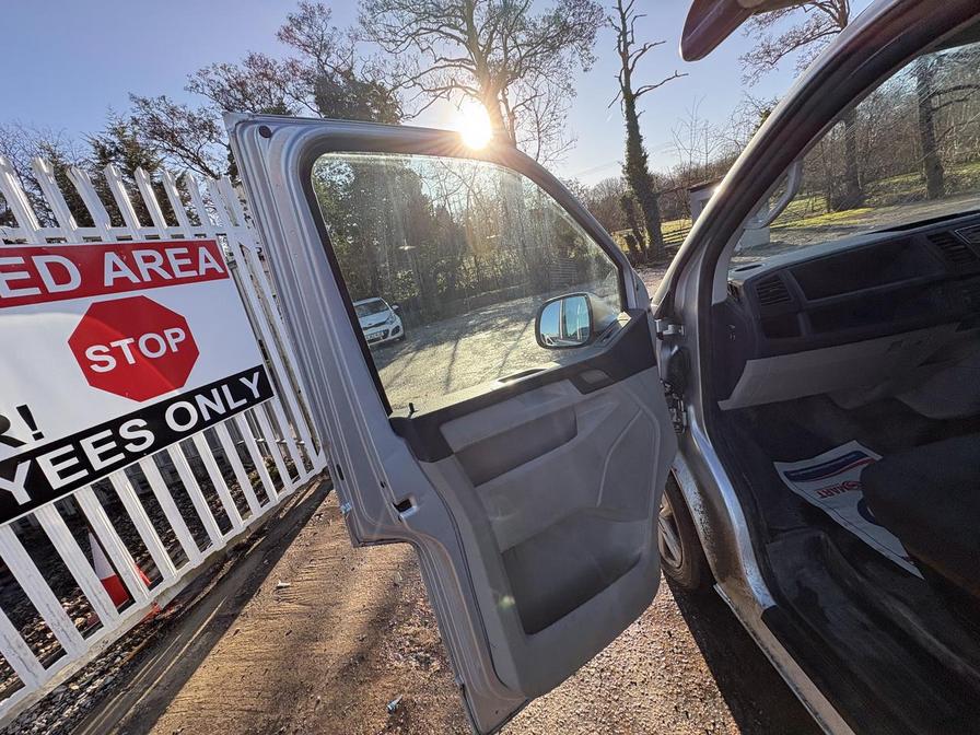 Used Volkswagen Transporter 2016 for sale - 77560912: Photo 9