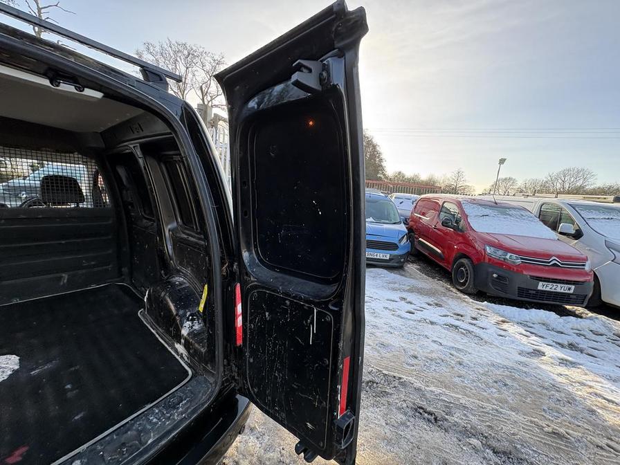 Used Volkswagen Caddy 2011 for sale - 77206041: Photo 14