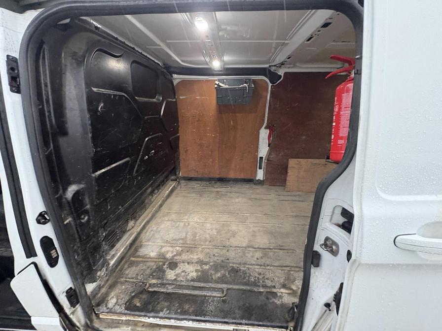 Used Ford Transit Custom 2022 for sale - 76587383: Photo 4