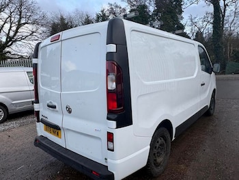 Vauxhall Vivaro feature image