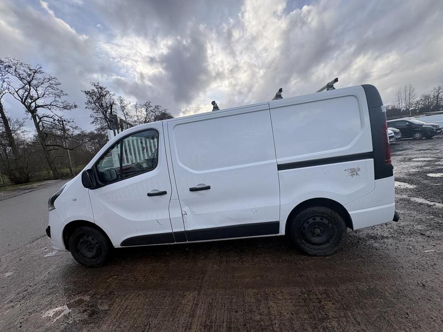 Used Vauxhall Vivaro 2018 for sale - 77401517: Photo 3