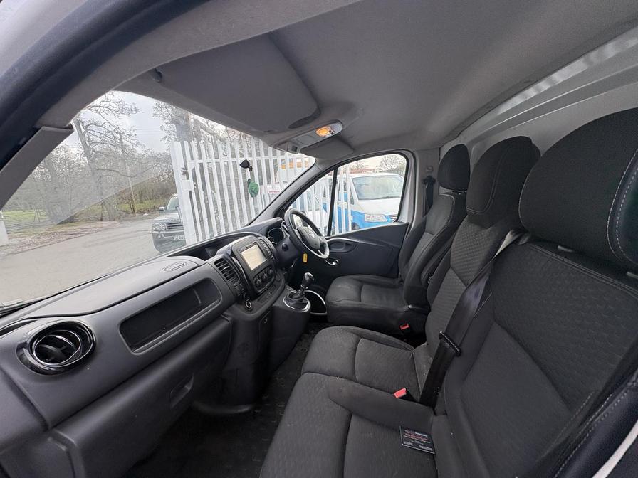 Used Vauxhall Vivaro 2018 for sale - 77401517: Photo 8