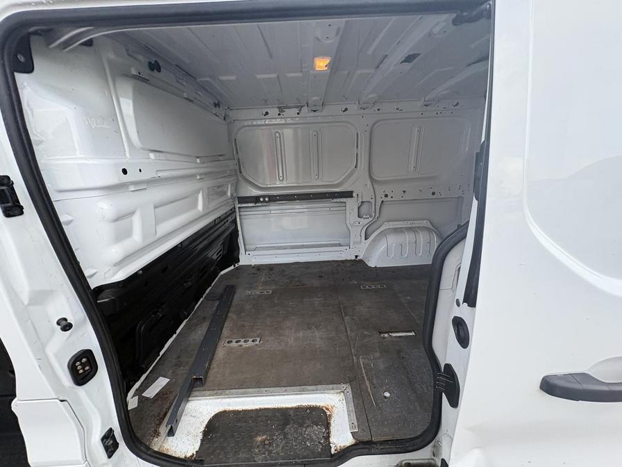 Used Vauxhall Vivaro 2018 for sale - 77401517: Photo 9