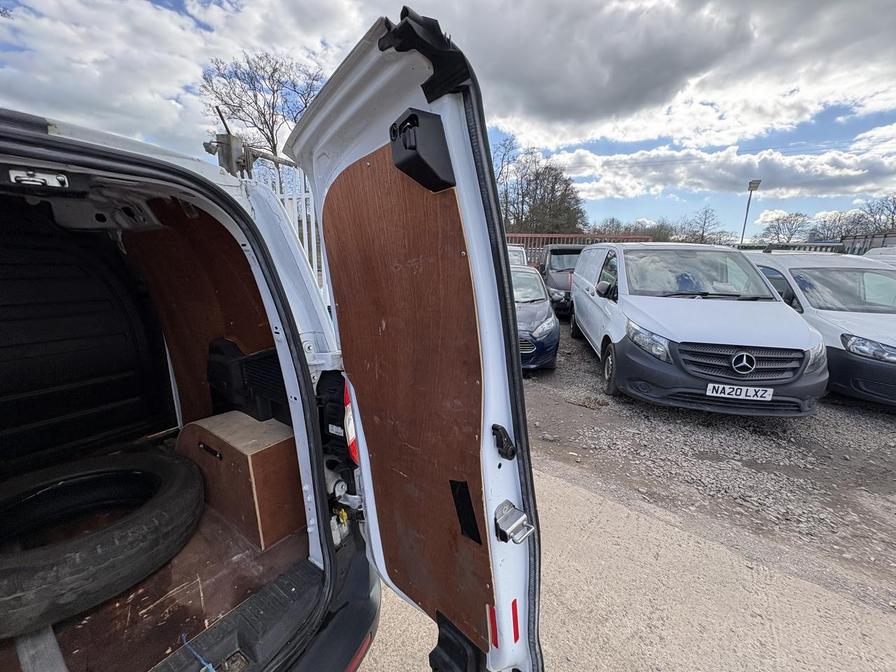 Used Ford Transit Courier 2020 for sale - 78089248: Photo 13