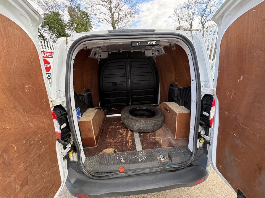 Used Ford Transit Courier 2020 for sale - 78089248: Photo 18