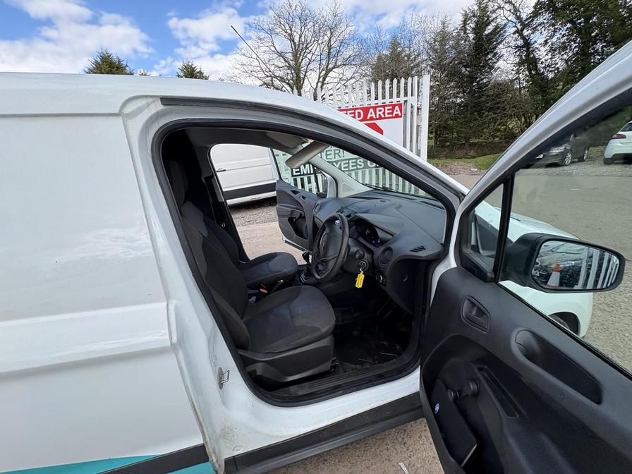 Used Ford Transit Courier 2020 for sale - 78089248: Photo 19