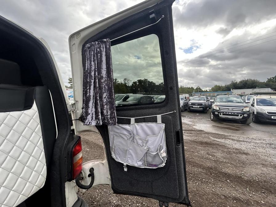 Used Volkswagen Transporter 2009 for sale - 76310051: Photo 9