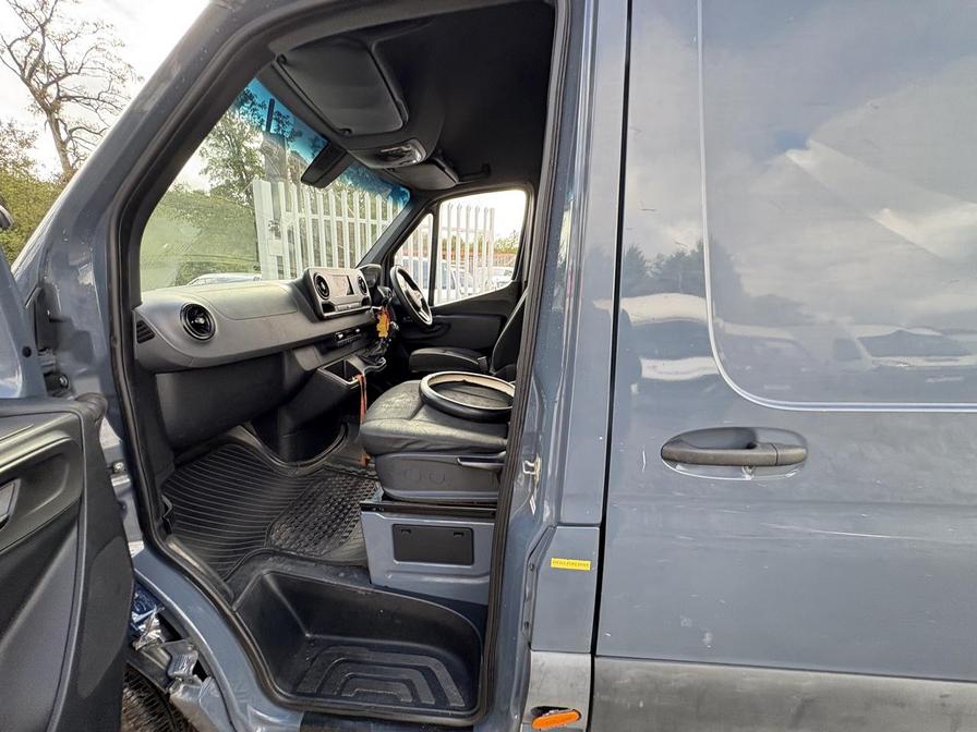 Used Mercedes-Benz Sprinter 2018 for sale - 76328535: Photo 2