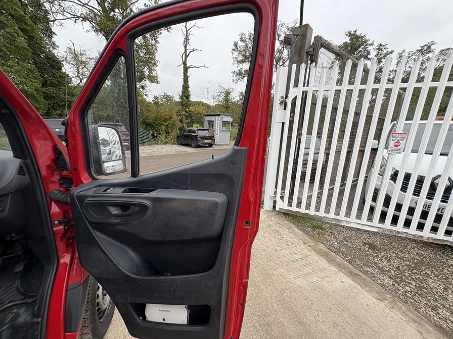 Used Mercedes-Benz Sprinter 2018 for sale - 76564240: Photo 19