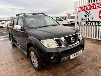 Used Nissan Navara 2013 for sale - 77051131: Photo