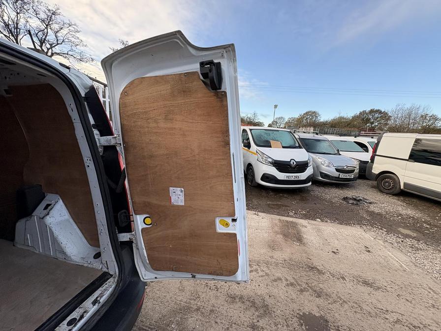 Used Ford Transit Connect 2015 for sale - 76661704: Photo 15