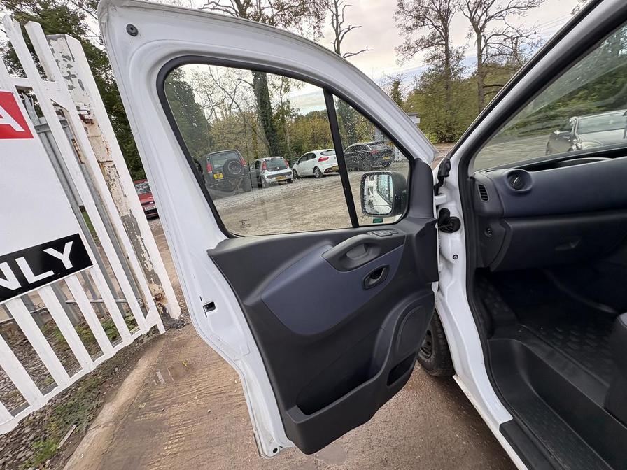 Used Vauxhall Vivaro 2015 for sale - 76401028: Photo 15