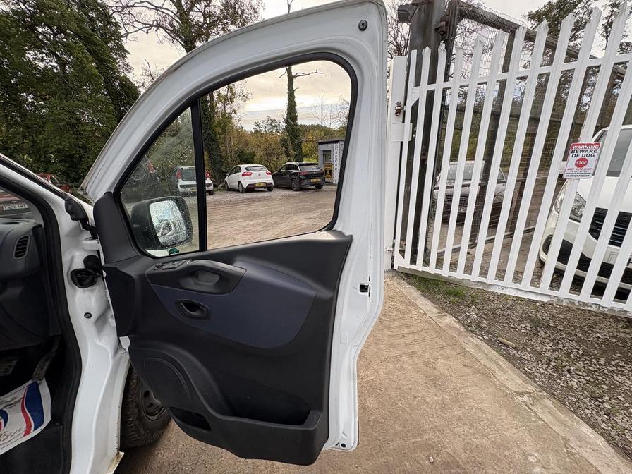 Used Vauxhall Vivaro 2015 for sale - 76401028: Photo 19