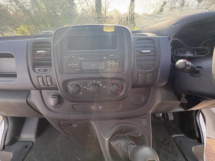 Used Vauxhall Vivaro 2017 for sale - 77894278: Photo 17