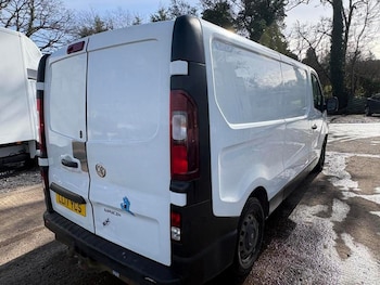 Used Vauxhall Vivaro 2017 for sale - 77894278: Photo