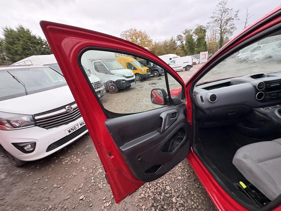 Used Citroen Berlingo 2015 for sale - 76475471: Photo 9