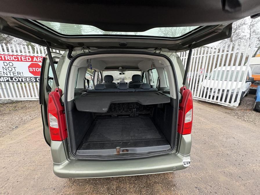Used Peugeot Partner Tepee 2008 for sale - 77232735: Photo 12