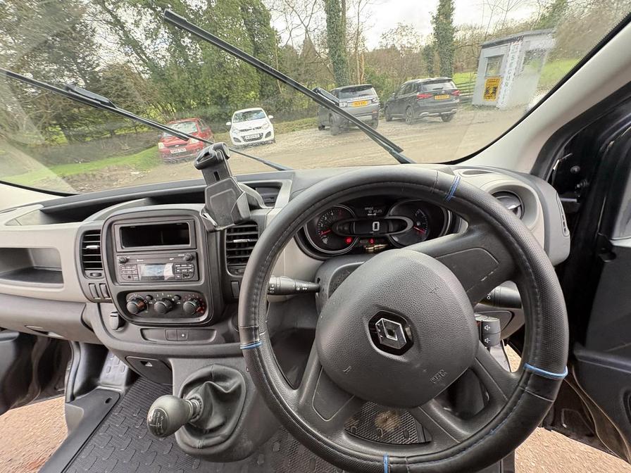 Used Renault Trafic 2017 for sale - 77842211: Photo 16