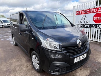 Used Renault Trafic 2017 for sale - 77842211: Photo