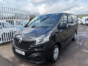 Used Renault Trafic 2017 for sale - 77842211: Photo